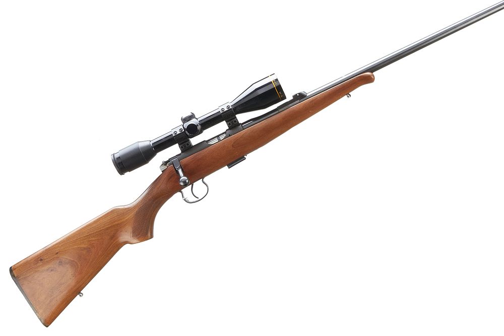 Lot 289: BRNO
A MOD 2 .22LR BOLT ACTION RIFLE SER NO 330090