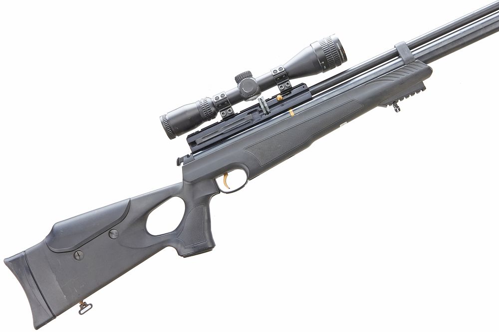 Lot 446: HATSAN
A .22 CAL. HATSAN AT44 PRE-CHARGED LEVER ACTION AIR RIFLE. Ser No 0613-20982.
