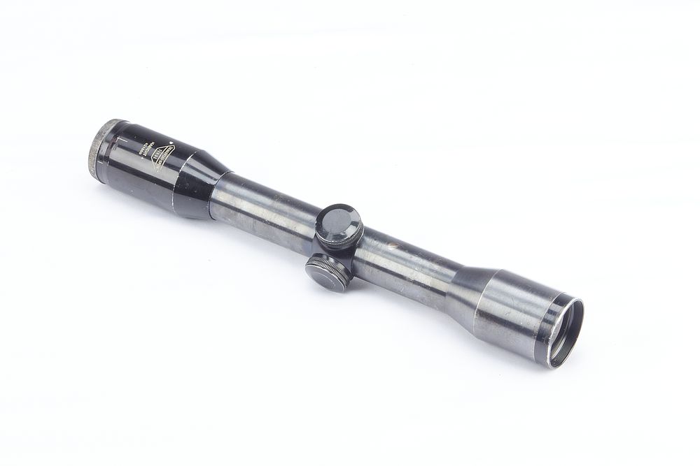 Lot 475: SWAROVSKI
A HABICHT SCOPE