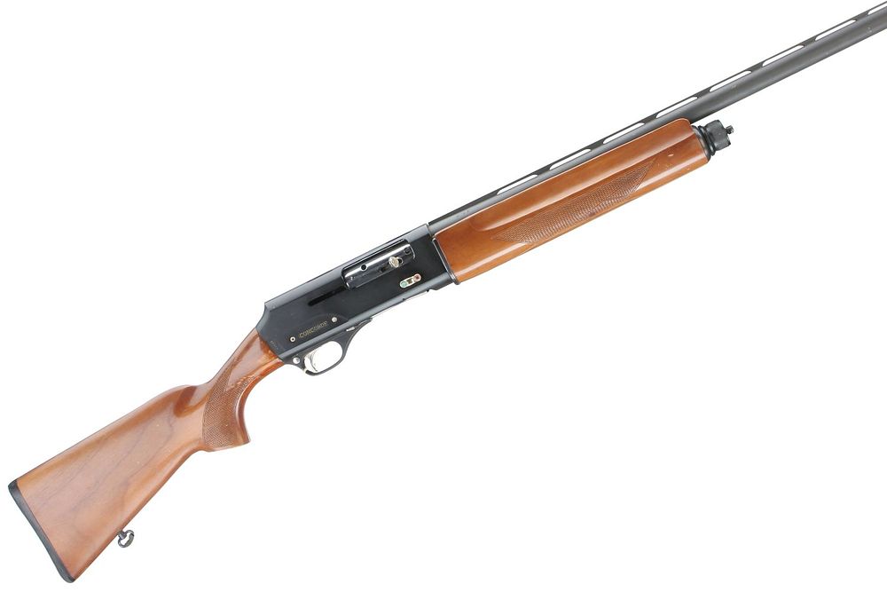 Lot 526: CONCORD
A 12-BORE SEMI AUTO SHOTGUN Ser No 16176