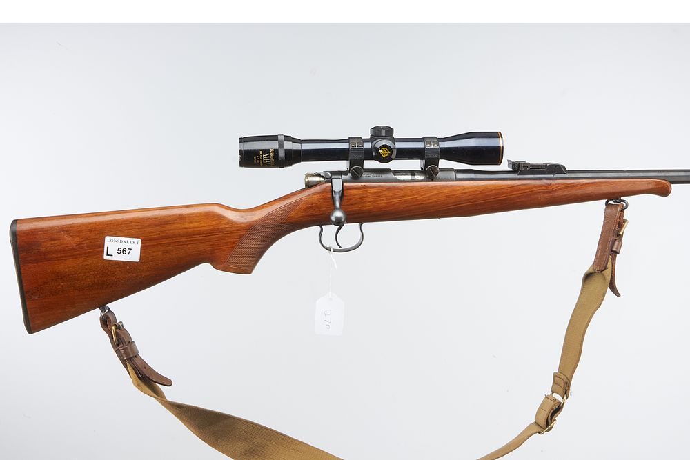 Lot 571: BRNO
A Mod 2 .22LR BOLT ACTION RIFLE Ser No 211498