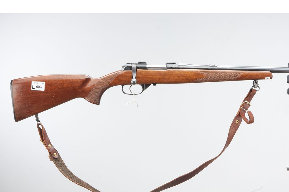 Lot 615: CZ