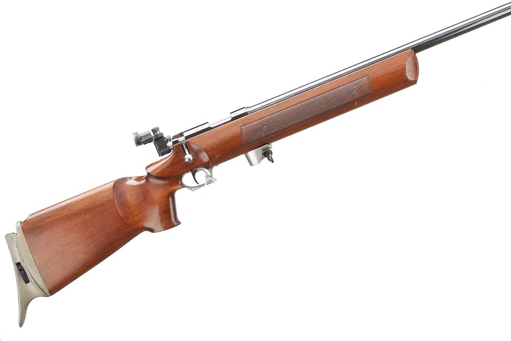 Lot 327: VALMET
A .22LR VALMET BOLT ACTION TARGET RIFLE. Ser No 10998/M220000.
