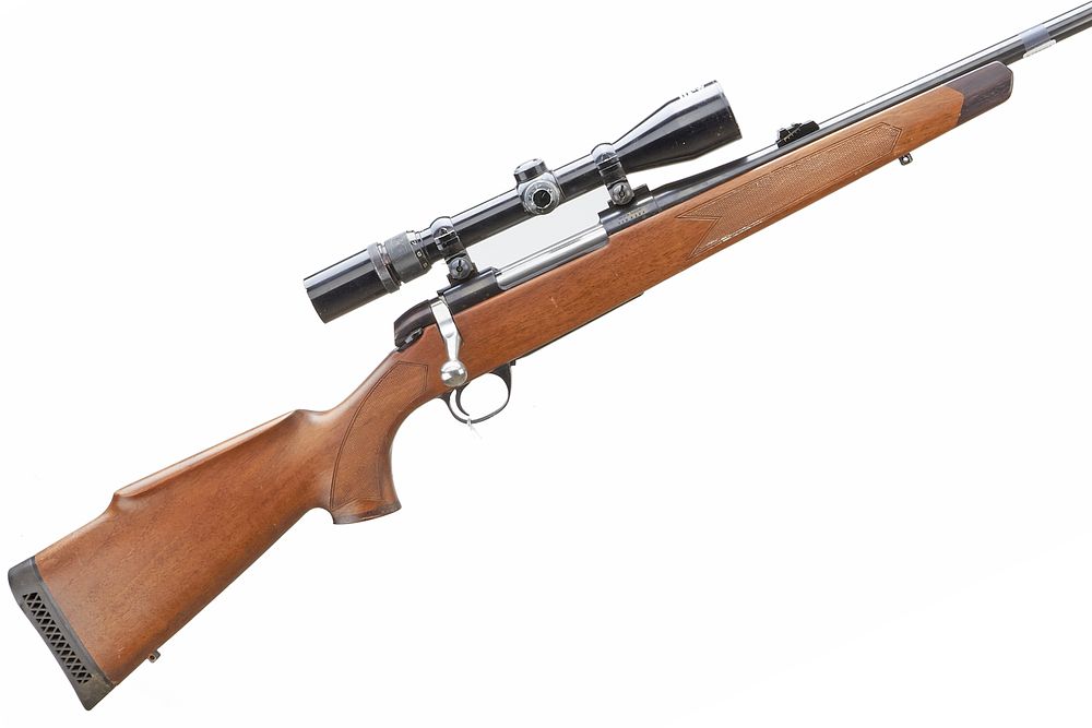 Lot 329: BSA
A .243 WIN. BSA BOLT ACTION RIFLE. Ser No 11R4524.