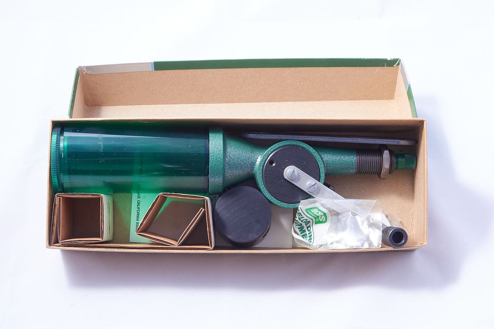 Lot 227: R.C.B.S. POWDER MEASURE (UNIFLOW)
