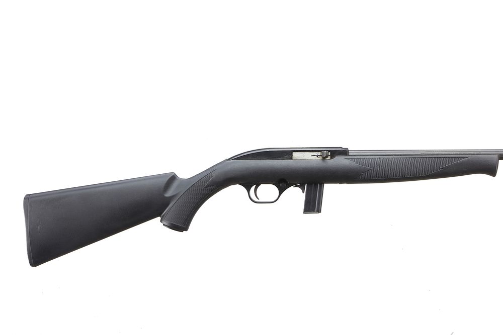 Lot 592: A .22LR MOSSBERG MOD 702 PLINKSTER