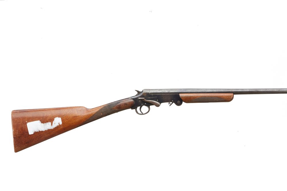 Lot 283: A .410 SINGLE BARREL HAMMER SHOTGUN