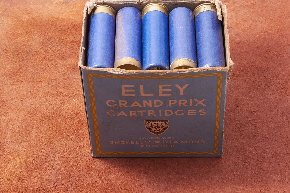 Lot 441: 16 BORE "ELEY GRAND PRIX" CARTRIDGES 25 OF