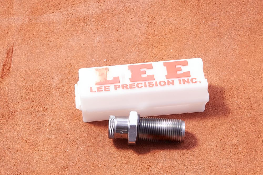 Lot 185: .30 CARBINE LEE QUICK TRIM DIE *UNUSED* SER. 90365