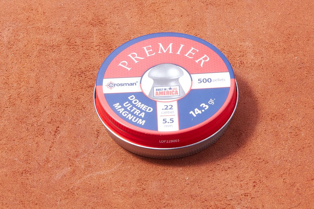 Lot 1005: .22 CROSMAN PREMIER 14.3 GRAIN ULTRA MAGNUM PELLETS, 1000 OF