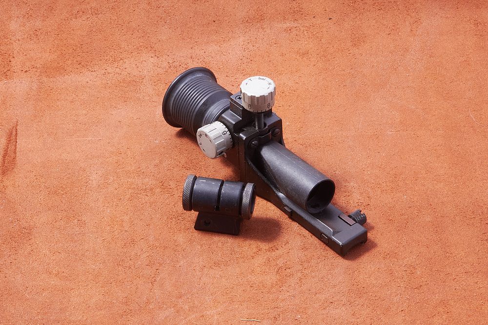 Lot 1002: ANCHUTZ MATCH REAR AND FRONT SIGHT