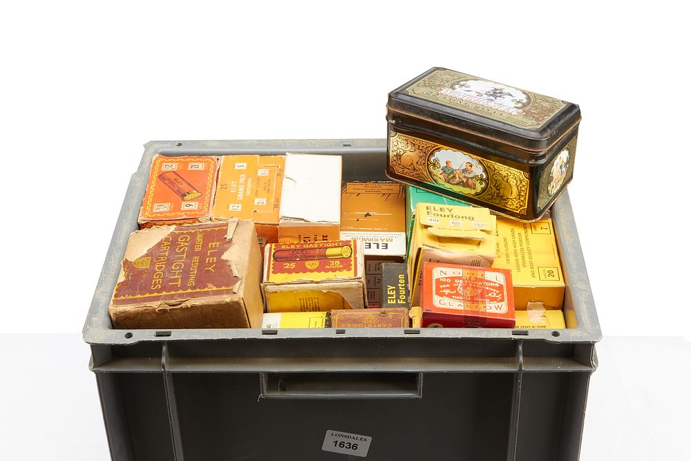 Lot 999: ASSORTED COLLECTION OF VARIOUS VINTAGE CARTRIDGE BOXES