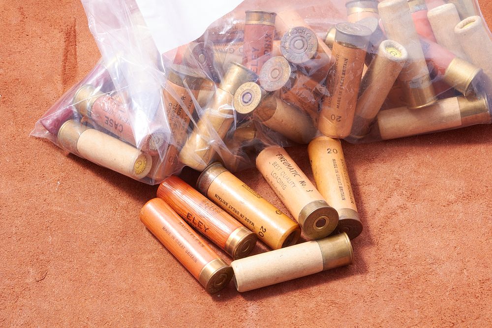 Lot 403: ASSORTED ELEY 28 AND 20 BORE CARTRIDGES