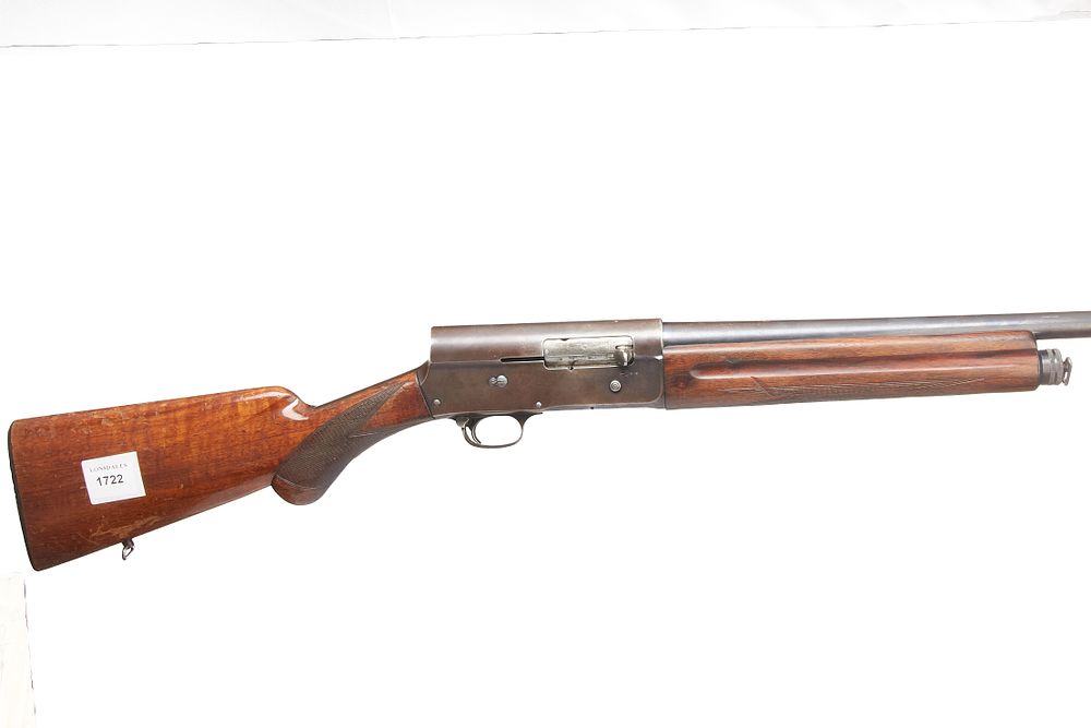 Lot 682: 12 BORE FN BROWNING A5 SEMI AUTO SHOTGUN SER. 17638