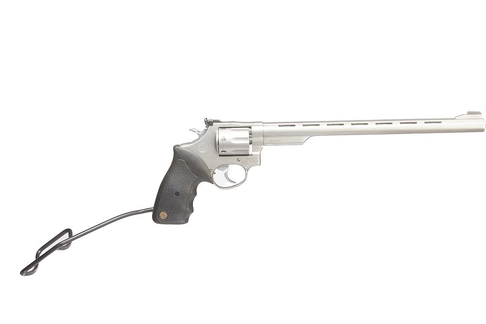 Lot 684: TAURUS .22 7 SHOT REVOLVER
