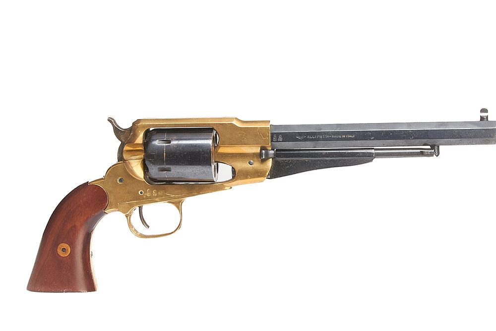 Lot 685: 9mm Pietta New Model Army blank firing six shot Revolver.