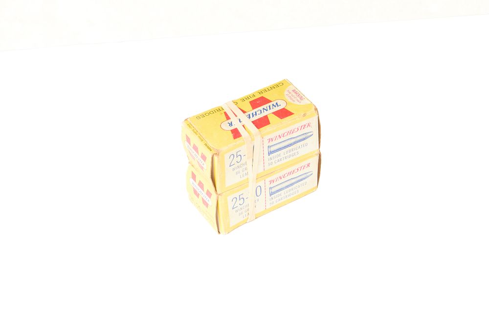Lot 670: ONE HUNDRED ROUNDS OF .25-20 CARTRIDGES. BY WINCHESTER .