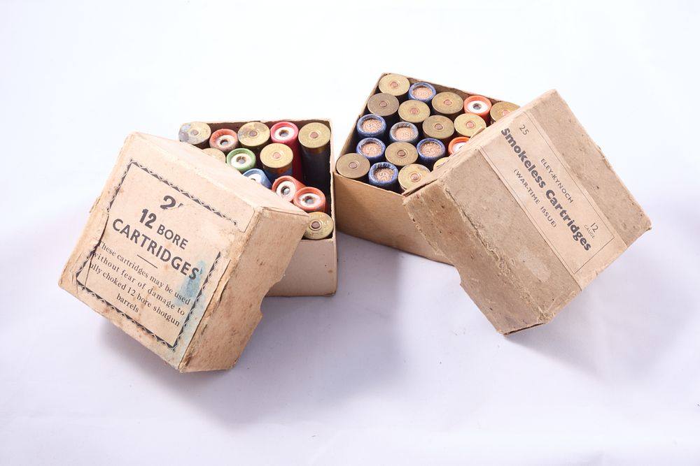 Lot 1570: MIXED SLUG WARTIME ISSUE 12 BORE CARTRIDGES APPROX 45