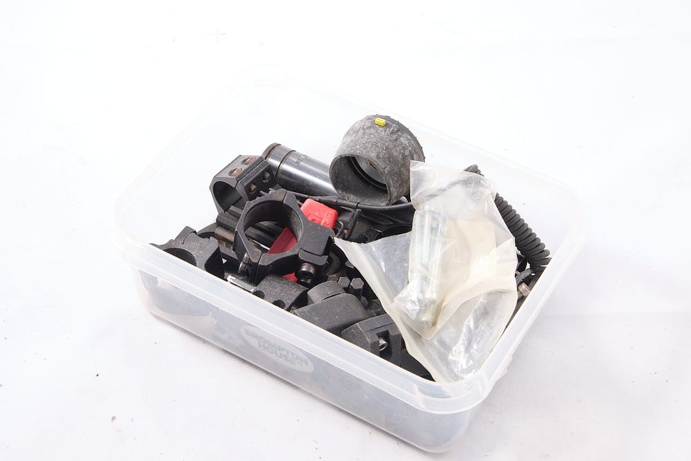Lot 1492: ASSORTED MOUNTS AND ACCOUTREMENTS, AS PICTURED