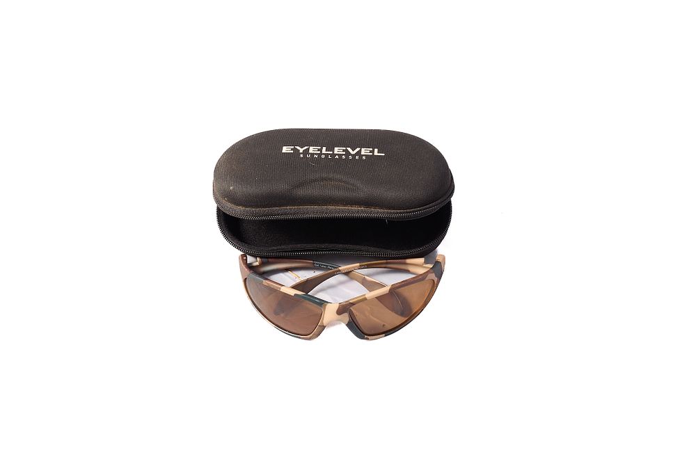 Lot 1425: EYELEVEL BROWN TINT SAFETY SUNGLASSES