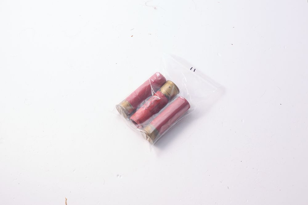 Lot 1354: 3 COLLECTABLE PAPER CASED 10 BORE ELEY KYNOCH SHOTGUN CARTRIDGE CASES. COMPLETE WITH ICI - IMPERIAL CHEMICAL INDUSTRIES BASE STAMPS.