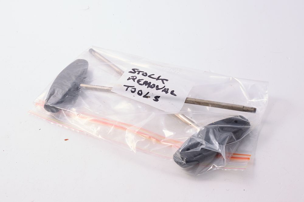 Lot 1305: LOT OF 2 STOCK REMOVAL TOOLS