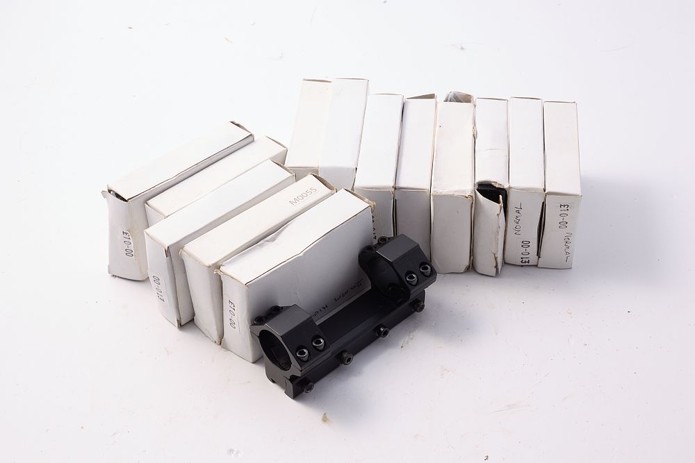 Lot 1223: LOT OF ASSORTED SCOPE MOUNTS AND RINGS