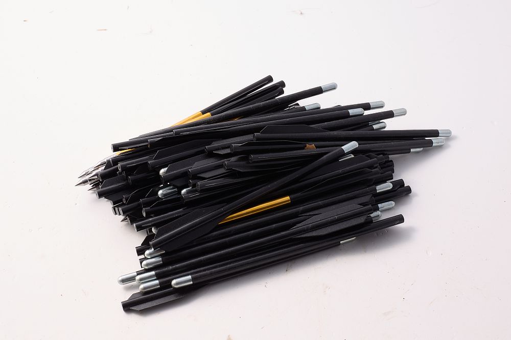 Lot 1145: LOT OF PISTOL CROSSBOW BOLTS