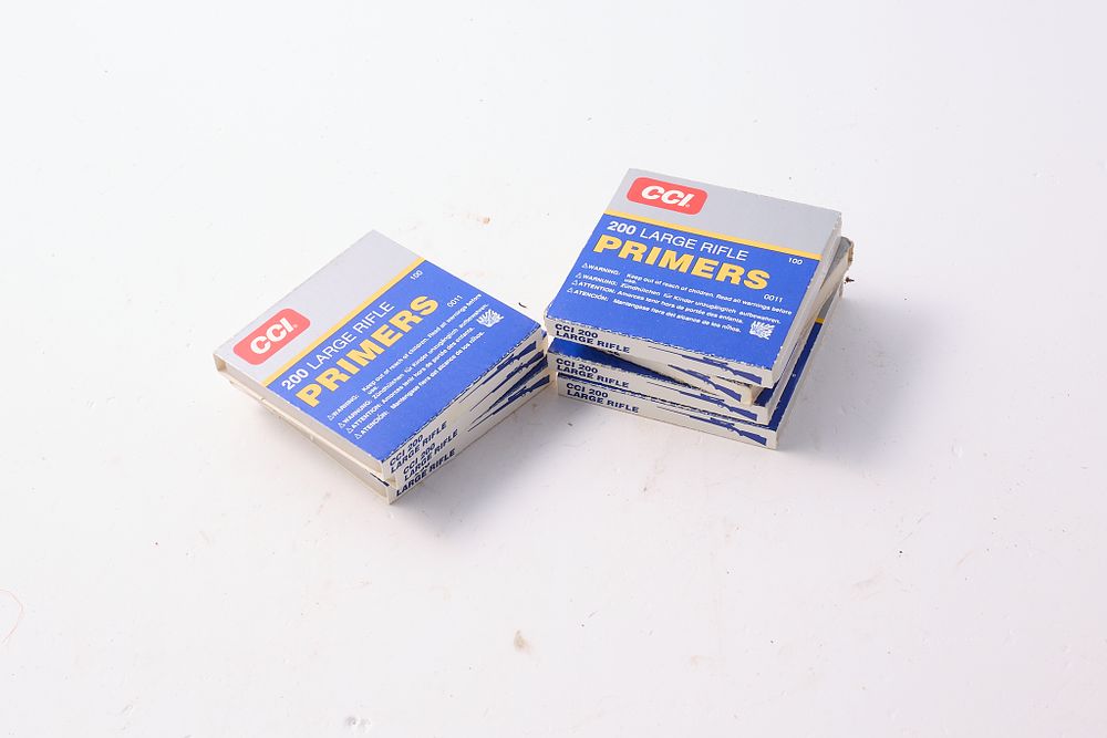 Lot 1137: LARGE RIFLE PRIMERS, APPROX. 700 OF