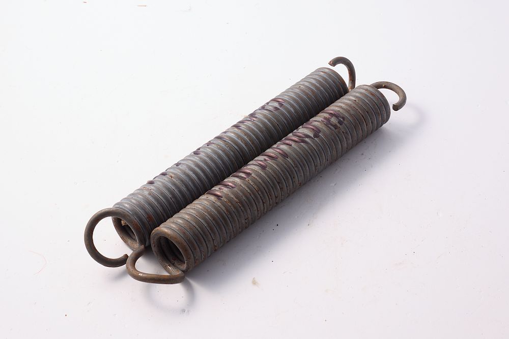 Lot 513: 2 HEAVY DUTY "BOWMAN" SPRINGS
