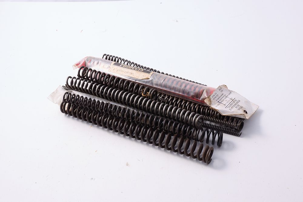Lot 1115: LOT OF ASSORTED AIRGUN MAIN SPRINGS