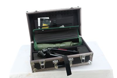 UNUSED WINCHESTER SPOTTING SCOPE IN CASE W/ TRIPOD