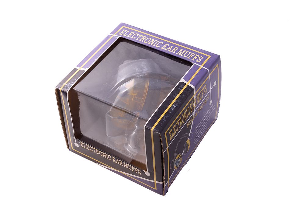 Lot 1067: ELECTRONIC EAR DEFENDERS UNUSED IN BOX