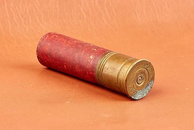 UNKNOWN 4-BORE PAPER CARTRIDGE 
THE HEAD STAMPED '1901 NO 4 LEAD BB'. Sect 2 - Shotgun 