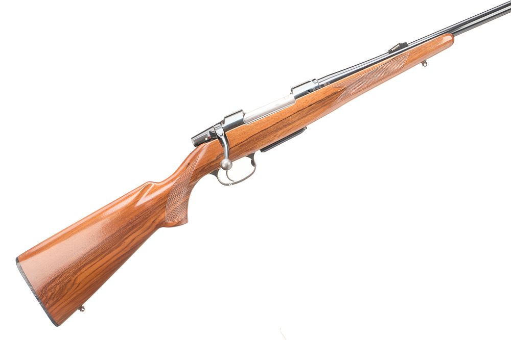 Lot 327: CZ