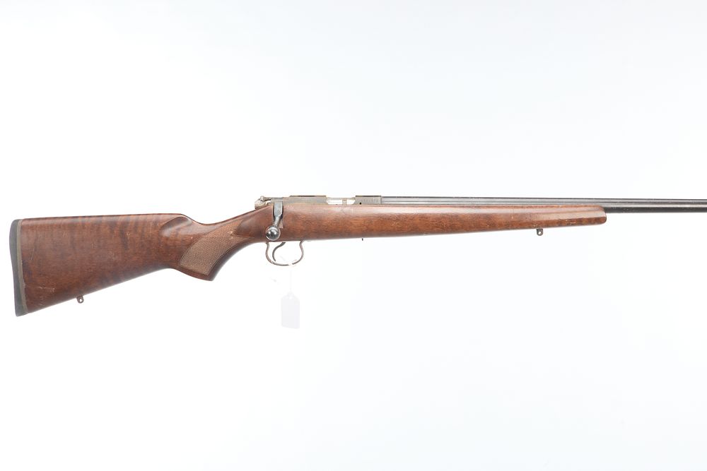 Lot 472: CZ
