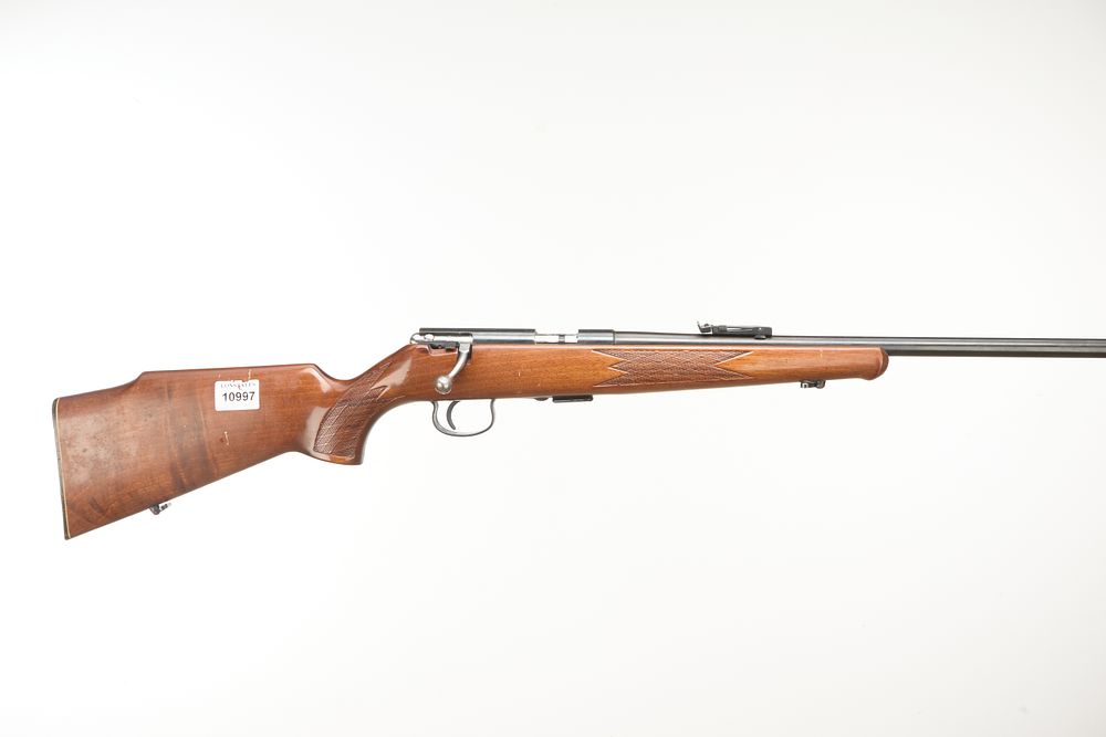 Lot 496: ANSCHUTZ A .22LR BOLT ACTION RIFLE Ser No...