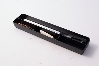 BORE CLEANING KIT WITH BRUSH AND SWAB