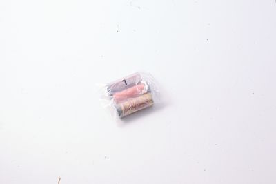 3 PAPER CASED 12G COLLECTABLE MILITARY ISSUE 12G SHOTGUN CARTRIDGES. ALL WITH ‘CROWS FOOT’ 