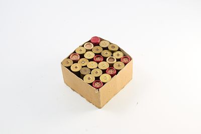 ASSORTED ELEY KYNOCH 12 BORE CARTRIDGES, 25 OF. Sect 2 - Shotgun Certificate / RFD to buy this lot