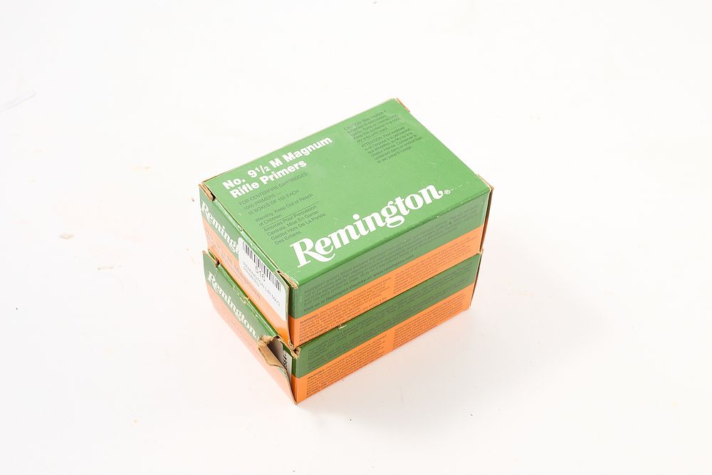 Lot 274: REMINGTON 9 1/2 MAGNUM RIFLE PRIMERS 1900 of;