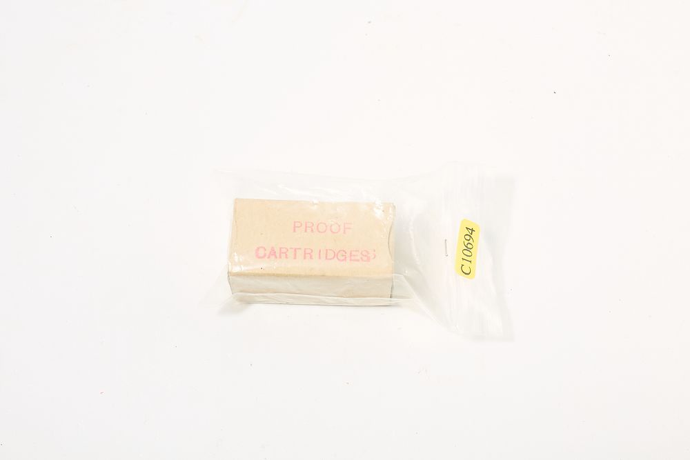 Lot 704: 50 RDS OF .22LR PEARCE PROOF CARTRIDGES IN THE "JOHN BULL" PRINTED CARTON OF 50RDS