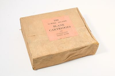 16-BORE PINFIRE BLANK UNOPENED BOX 100 of;
'FOR AUTOMATIC CLOCK GUNS'. 16-BORE PINFIRE BLANK 