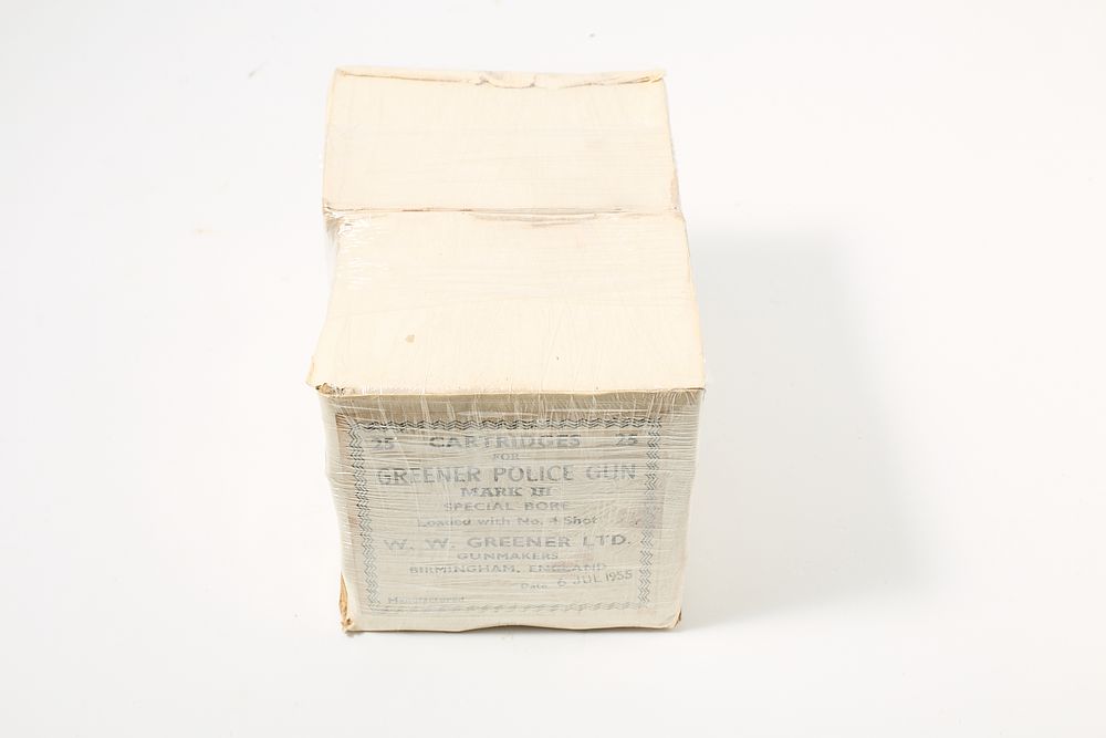 Lot 801: 50 RDS OF GREENER POLICE GUN MK III SHOTGUN CARTRIDGES, DATED 06/07/55