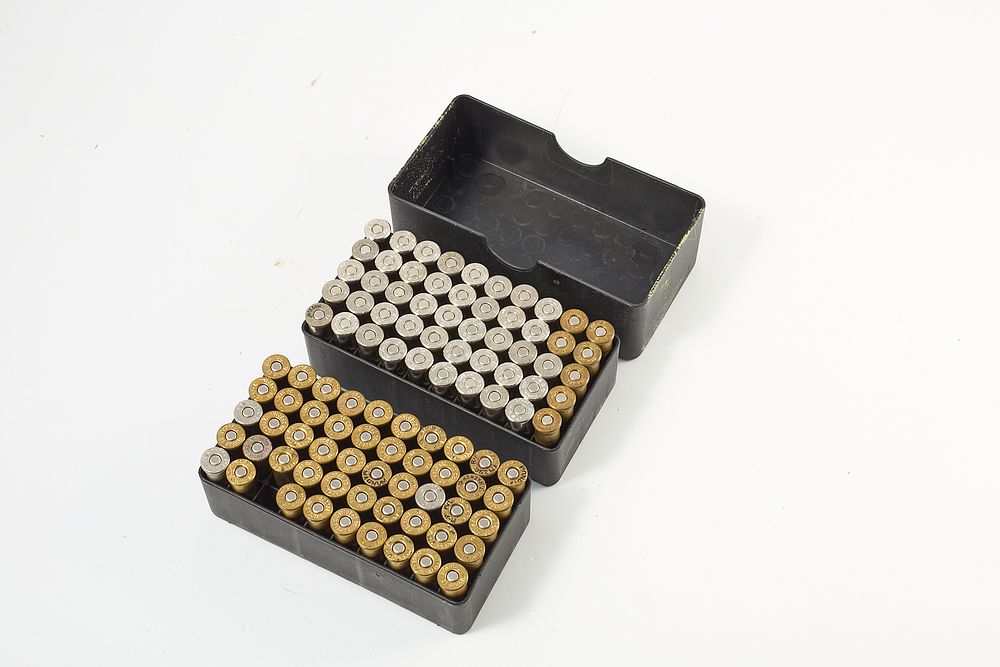 Lot 1064: 357 MAGNUM / 38 SPECIAL PRIMED BRASS;