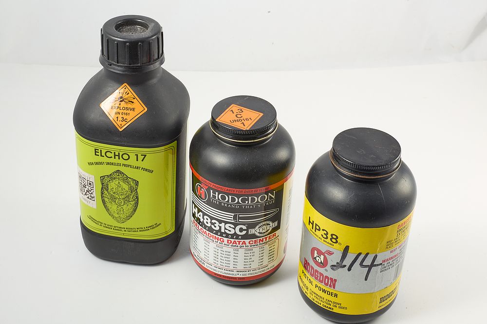 Lot 1079: ELCHO 17, H4831SC, HP38;