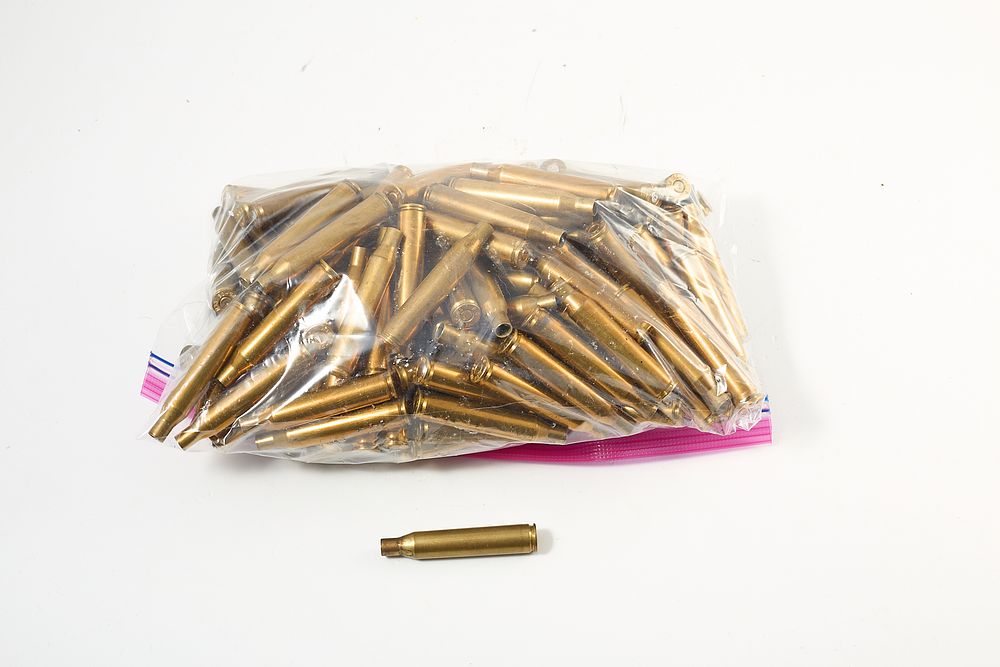 Lot 1092: 25-06 BRASS APPROX 100 of;