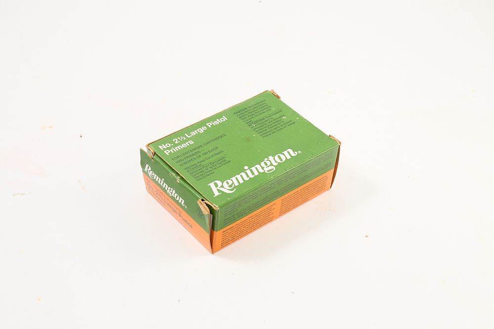 Lot 1096: REMINGTON 2 1/2 LGE PISTOL PRIMERS 800 of;