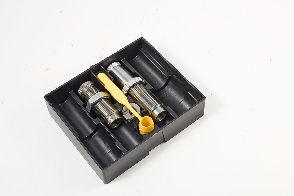 Lot 1178: RELOADING DIES .308 WIN LEE;