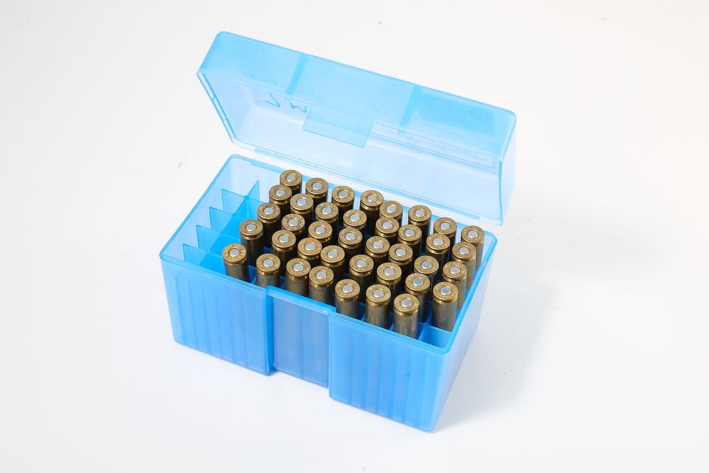 Lot 1105: 7MM MAUSER primed brass 39 of;

 STRIPPING & SALVAGE ONLY - NOT TO BE FIRED